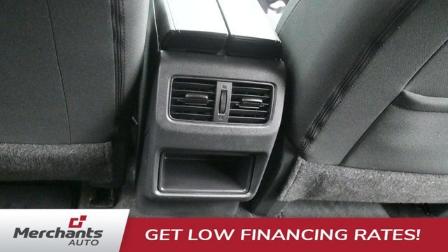 Used 2023 Nissan Rogue S AWD/4WD image 18