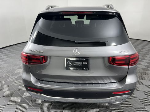 New 2026 Mercedes-Benz GLB 250 4MATIC image 11