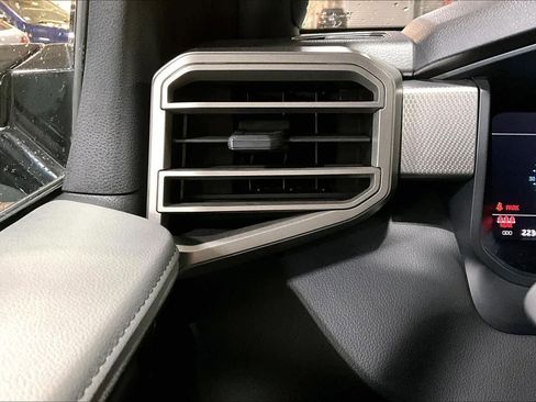 Certified 2025 Toyota Tundra Limited image 33