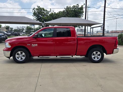 Used 2019 RAM 1500 Classic SLT RWD image 4