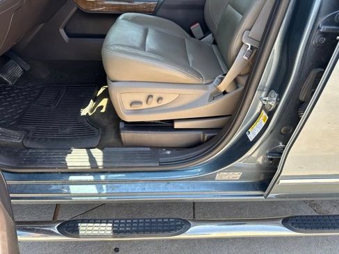Used 2014 GMC Sierra 1500 SLT w/ SLT Preferred Package AWD/4WD image 14