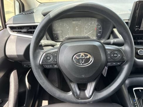 Used 2024 Toyota Corolla LE FWD image 13