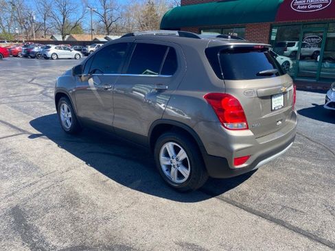 Used 2020 Chevrolet Trax LT FWD image 6