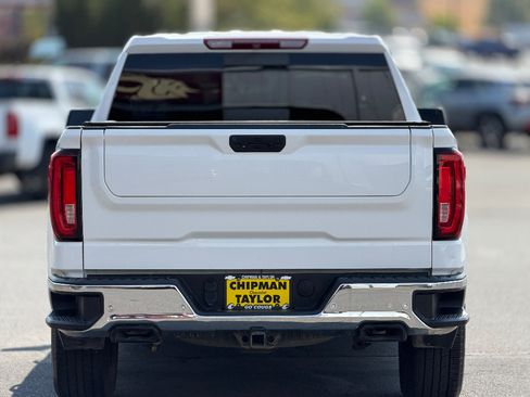Used 2019 GMC Sierra 1500 SLT w/ SLT Premium Plus Package AWD/4WD image 17