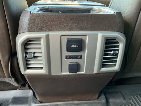 Used 2016 Ford F150 King Ranch w/ Equipment Group 601A Luxury image 27