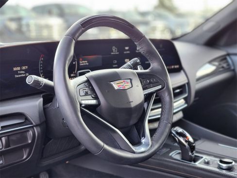 Used 2025 Cadillac CT5 Sport w/ Technology Package image 17