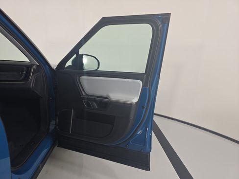 Used 2023 Rivian R1T Adventure AWD/4WD image 18