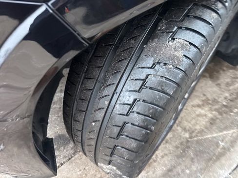 Used 2024 Mercedes-Benz GLS 580 4MATIC image 9