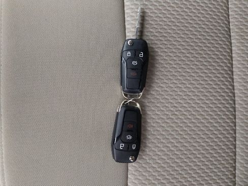 Used 2023 Ford Explorer 4WD image 32