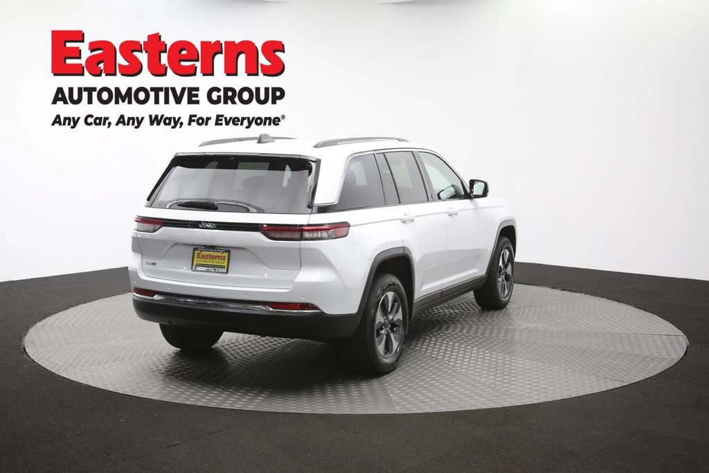 Used 2022 Jeep Grand Cherokee Limited 4xe w/ Luxury Tech Group II AWD/4WD image 45