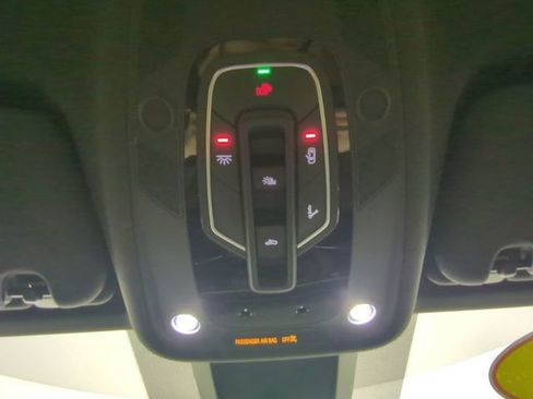 Used 2021 Audi Q7 3.0T Prestige w/ Prestige Package image 26