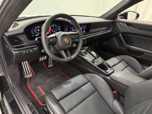 Certified 2026 Porsche 911 Carrera GTS RWD image 26