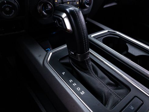 Used 2017 Ford F150 Raptor w/ Equipment Group 802A Luxury AWD/4WD image 29