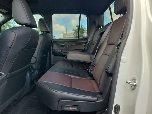 Used 2023 Honda Ridgeline Black Edition image 10