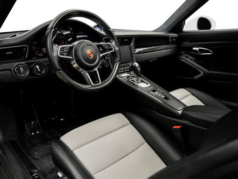 Used 2019 Porsche 911 Turbo AWD/4WD image 30