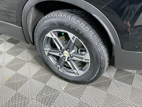 Used 2023 Chevrolet Blazer LT FWD image 38