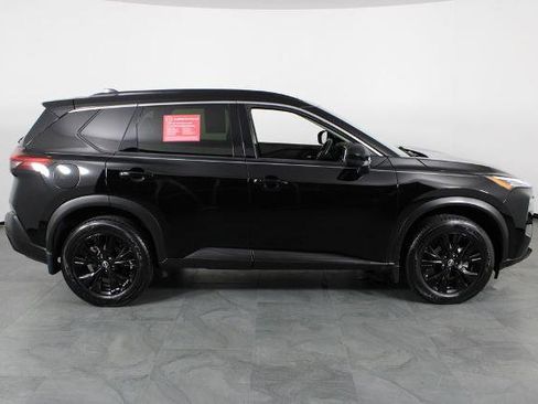 Certified 2023 Nissan Rogue SV w/ SV Premium B Package FWD image 15