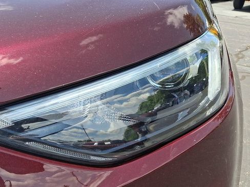 Used 2022 Ford Edge SEL w/ Convenience Package AWD/4WD image 9