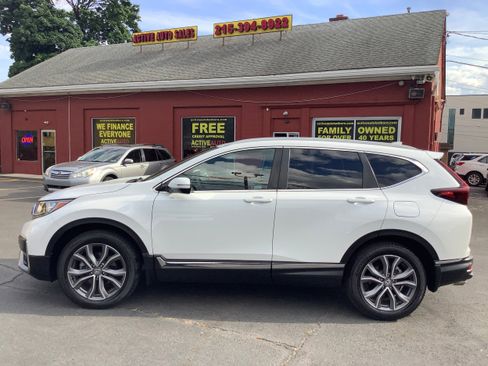Used 2021 Honda CR-V Touring image 4