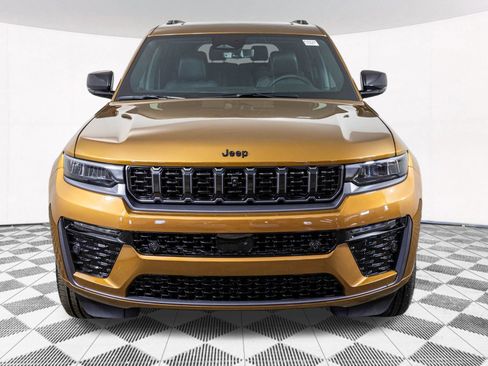 New 2026 Jeep Grand Cherokee L Limited AWD/4WD image 12