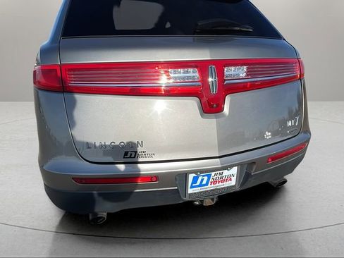 Used 2016 Lincoln MKT EcoBoost w/ Equipment Group 201A image 12