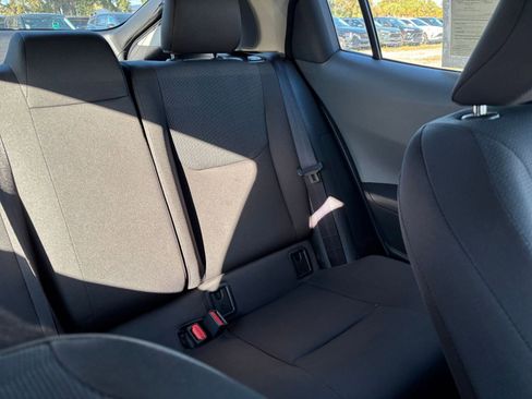 Used 2025 Toyota Prius LE image 38