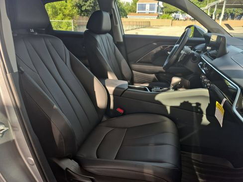 Certified 2025 Acura ADX FWD image 27