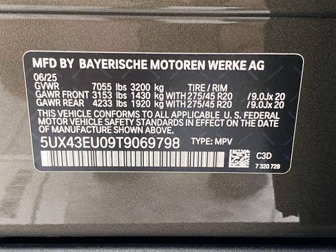 Used 2026 BMW X5 xDrive50e w/ Premium Package image 22