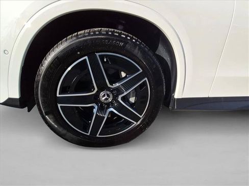 Used 2026 Mercedes-Benz GLC 300 4MATIC image 24