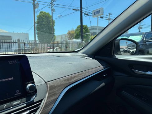 Used 2025 Nissan Altima 2.5 SV FWD image 31