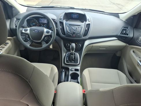 Used 2013 Ford Escape SE w/ Class II Trailer Tow Pkg image 10