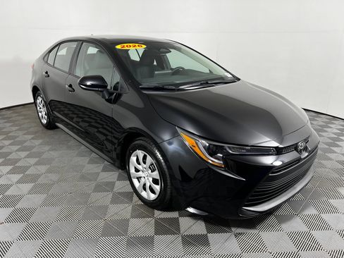 Used 2026 Toyota Corolla LE FWD image 3