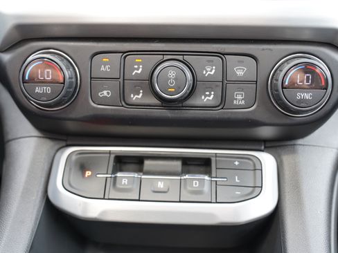 Used 2020 GMC Acadia SLT w/ Trailering Package AWD/4WD image 32