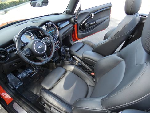 Used 2021 MINI Cooper S image 47