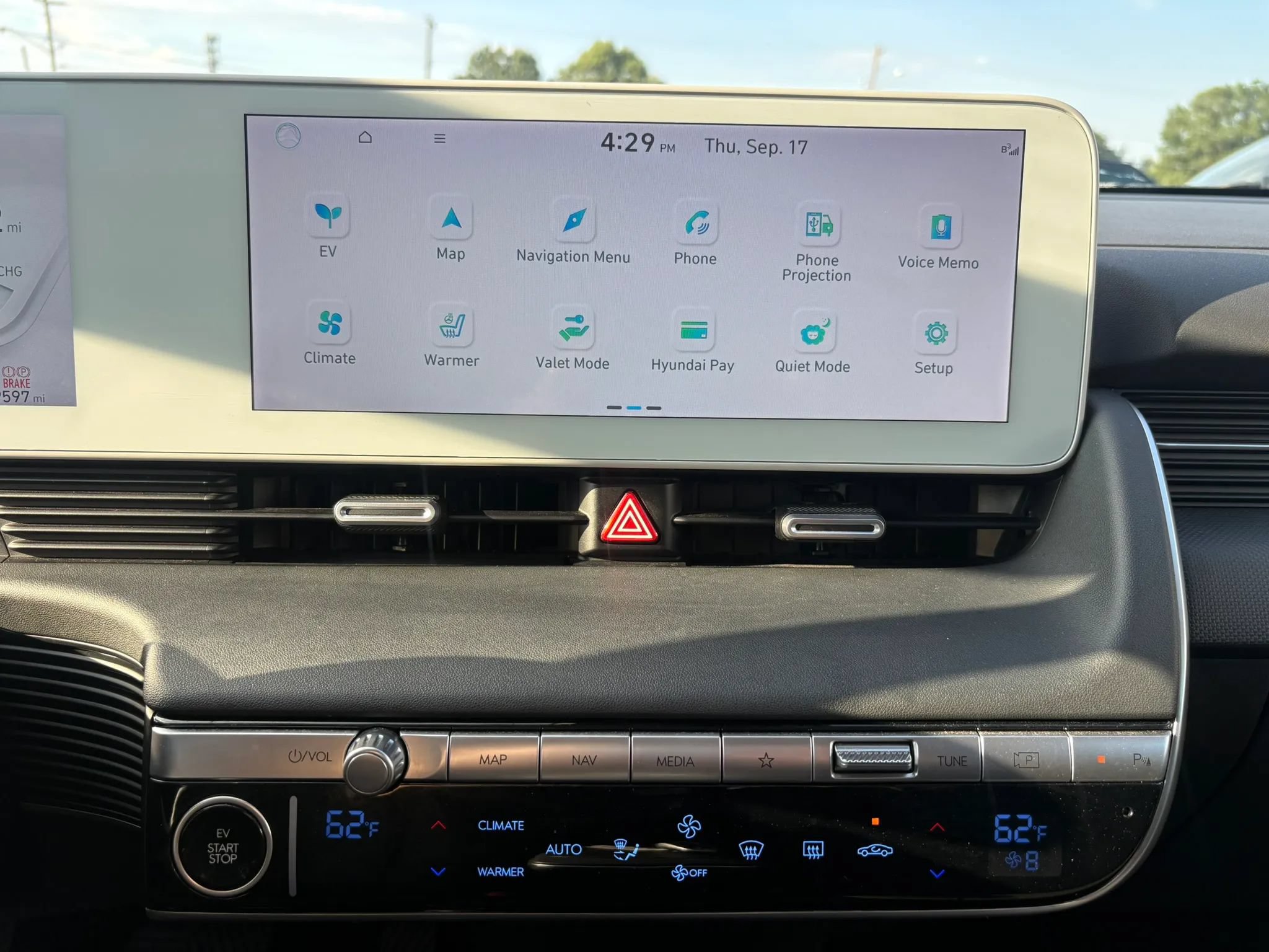 Used 2024 Hyundai Ioniq 5 SEL AWD/4WD image 19