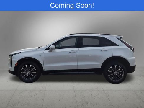 Used 2024 Cadillac XT4 Sport w/ Cold Weather Package AWD/4WD image 3