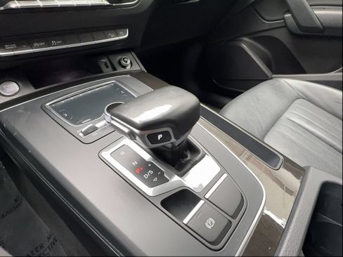 Used 2018 Audi Q5 2.0T Premium AWD/4WD image 45