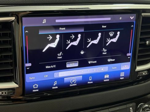 Used 2023 Chrysler Pacifica Touring-L FWD image 38