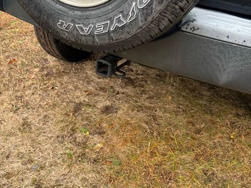 Used 2005 Jeep Liberty Renegade image 15