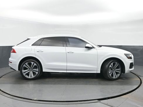 Used 2019 Audi Q8 Prestige image 2