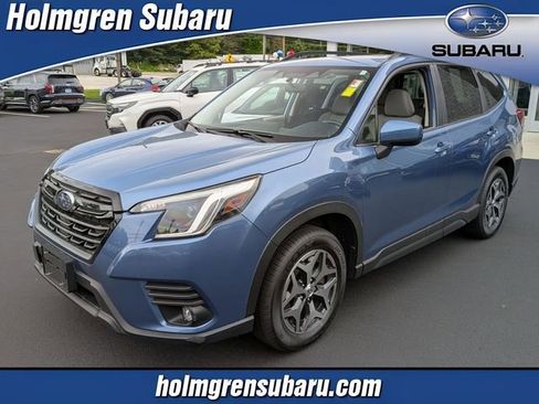Used 2024 Subaru Forester Premium AWD/4WD image 1