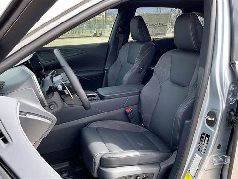 New 2026 Lexus RX 450h Luxury image 9