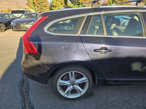Used 2016 Volvo V60 T5 Premier image 8