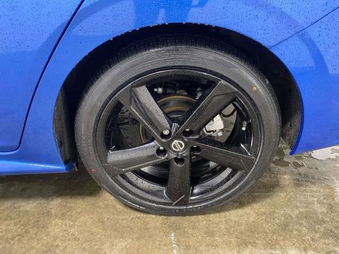 Used 2022 Nissan Sentra SR w/ Trunk Package image 8