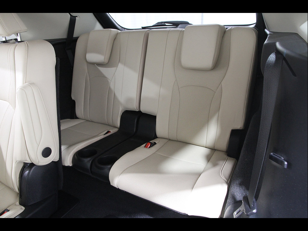 Used 2021 Lexus RX 450hL Luxury w/ Cold Area Package (CK) AWD/4WD image 21