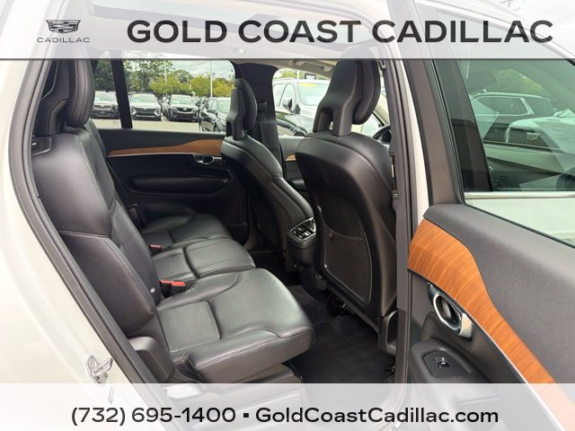 Used 2021 Volvo XC90 T6 Momentum w/ Climate Package AWD/4WD image 8