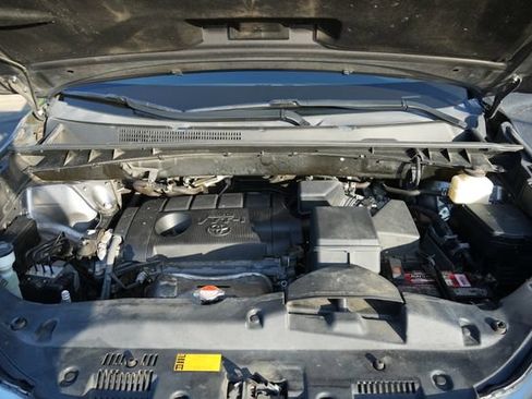 Used 2017 Toyota Highlander LE FWD image 13