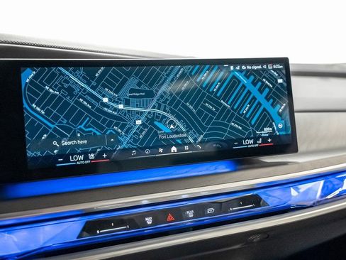 Used 2023 BMW 740i w/ Luxury Rear Seating Package image 46