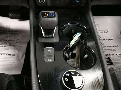 Used 2021 Nissan Rogue SV image 17