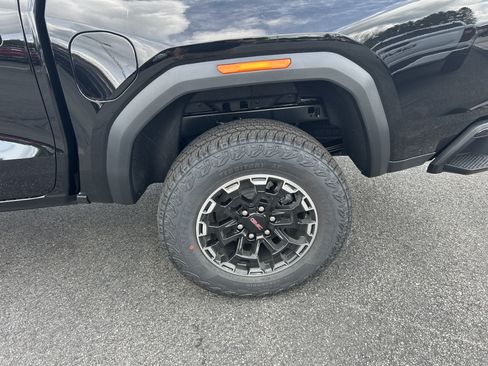 New 2026 GMC Canyon AT4 w/ Technology Plus Package AWD/4WD image 5